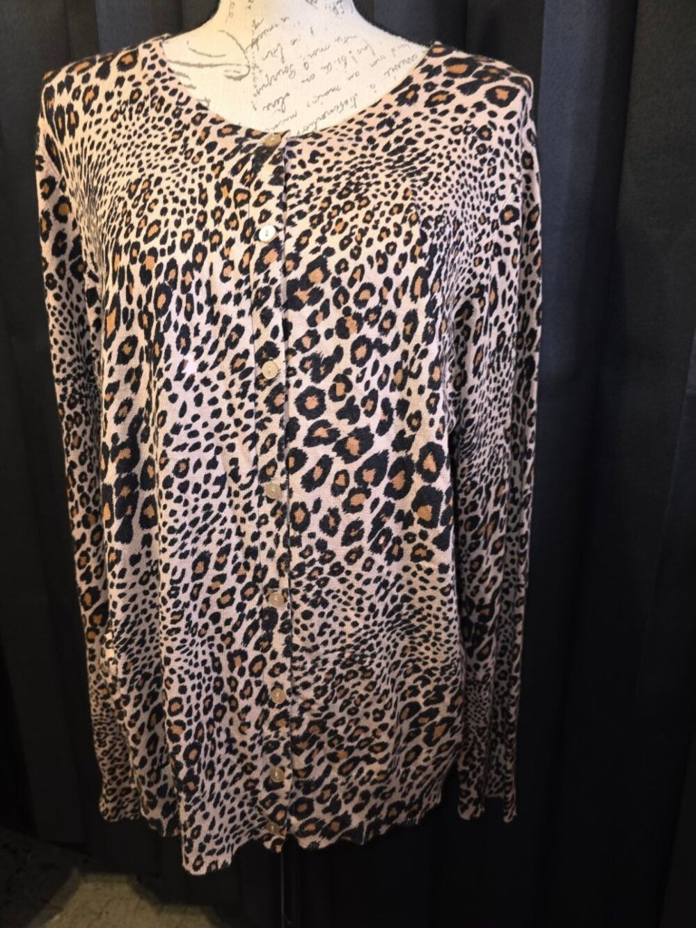 Leopard Print Button-Front Cardigan Sweater By Time And Tru Womens XL Lightweigh
